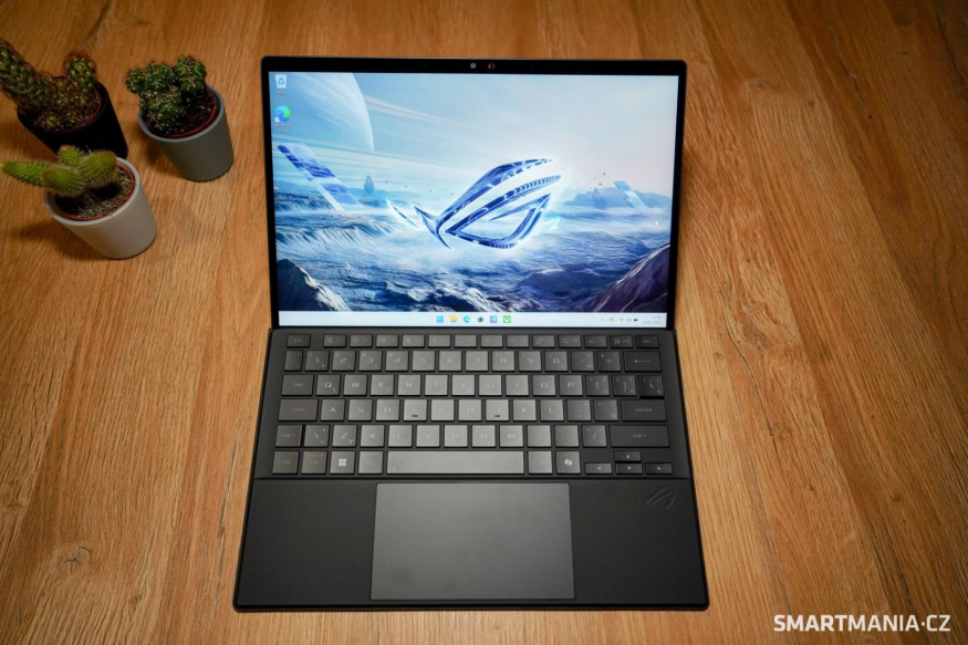 Herní tablet Asus Rog Flow Z13 2025